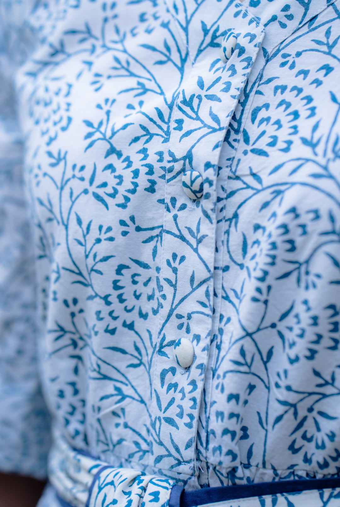 The Sofia Block Print Dress with Puff Sleeves in Azul is perfect to wear this Spring or Summer. Click here to see it styled!