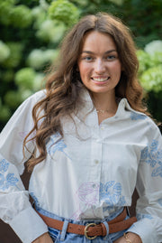 HEATHER CLASSIC FIT BLOUSE | PINK AND BLUE LARGE POPPY EMBROIDERY