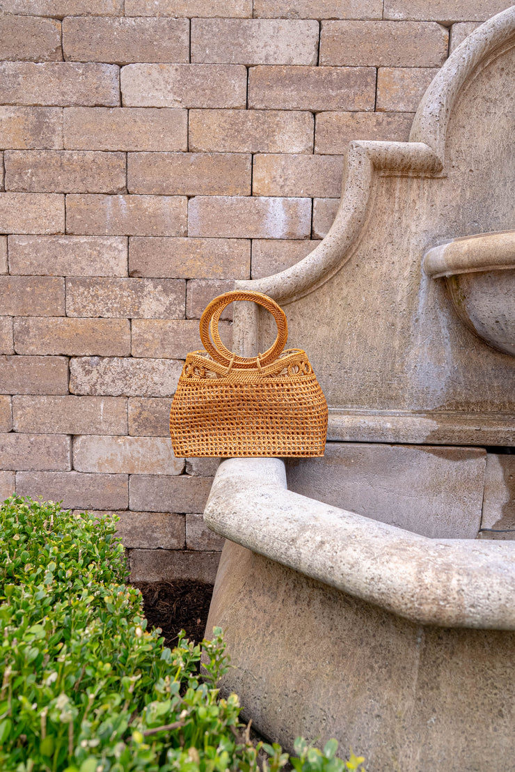 RACHEL TIMELESS RATTAN HANDBAG