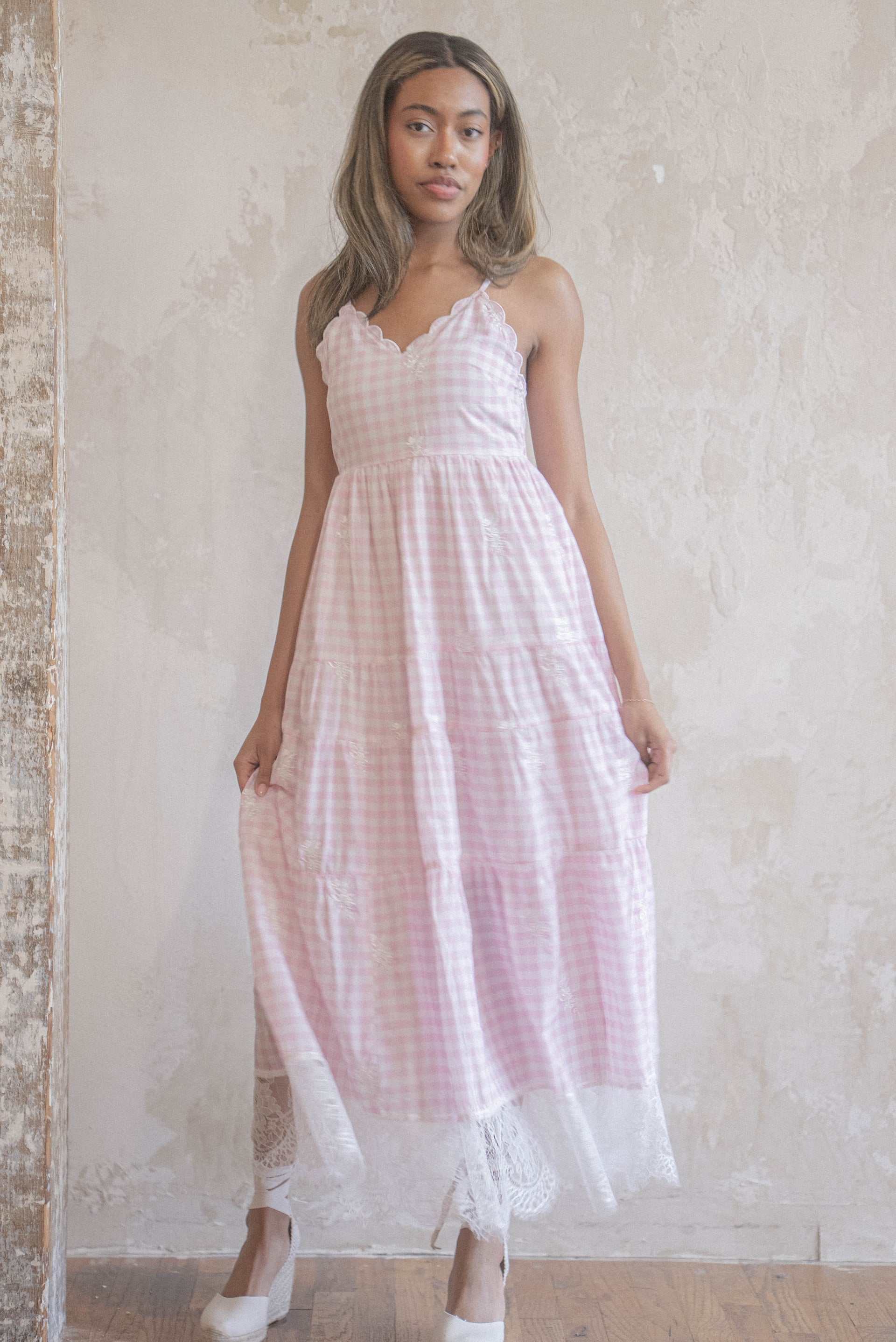 PRE-ORDER: JULIET SCALLOPED FLOWY MIDI DRESS | PRETTY IN PINK GINGHAM XXL